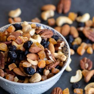 BLUEBERRY TRAIL MIX