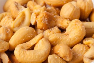 CASHEWS JUMBO ROASTED - WITH SALT 