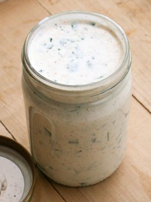 DRESSING RANCH