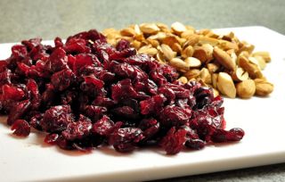 CRANBERRY ALMONDS         