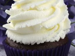 BETTY CROCKER - FROSTING CREAMY DELUXE VANILLA (450GR)