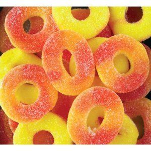 ALBANESE GUMMI PEACH RINGS