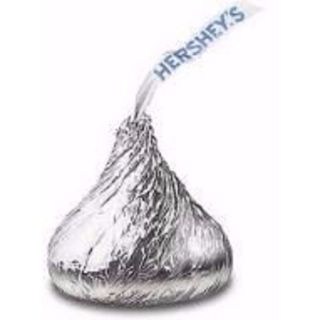 HERSHEY KISSES WITH COOKIES & CREME  